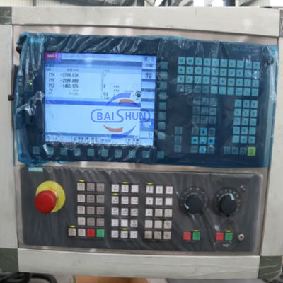آلة طحن حفرة CNC المورد آلة طحن عمودية عالمية