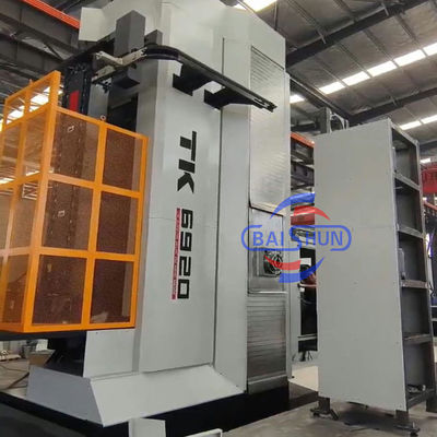 الكبيرة 5 محور أفقي CNC حفر و طحن آلة مع زاوية طحن الرأس